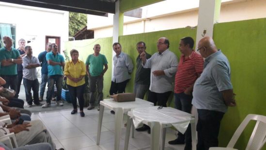 Professora Auxiliadora, Carlos Cunha e ex-secretários se reúnem (Foto: Reprodução)