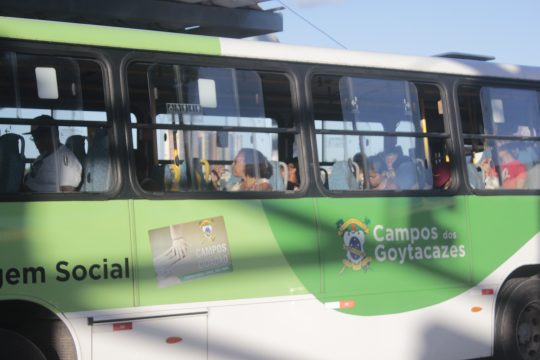 Segundo auditoria do IMTT, há defasagem de pelo menos 90 ônibus na cidade (Foto: Silvana Rust)