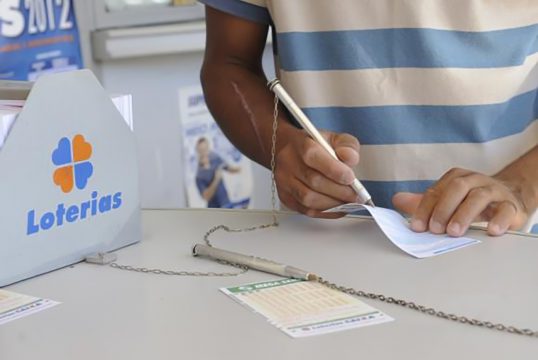 Apostas podem ser feitas nas casas lotéricas (Foto: Agência Brasil)