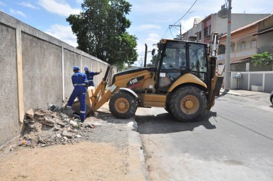 A remoção de entulhos através da Prefeitura foi afetada